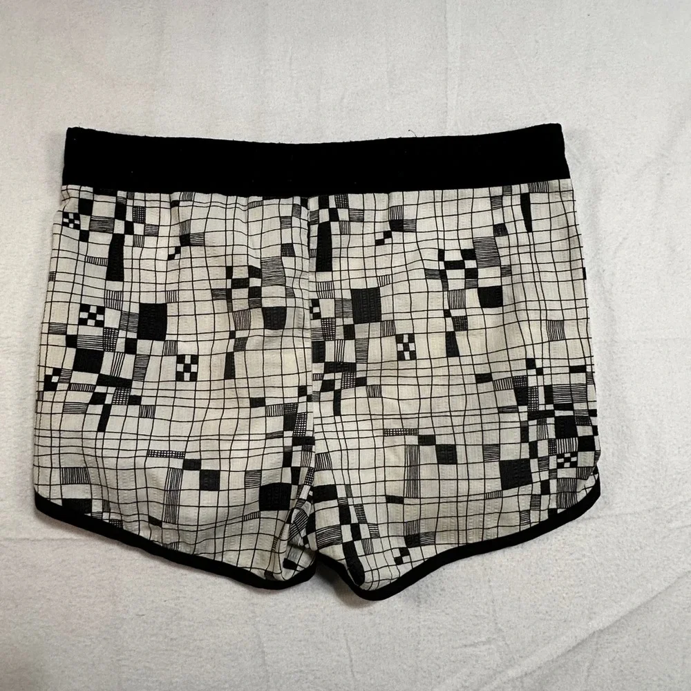 Retro Geometric Print Athletic Shorts Black White Elastic Waist‎ M 32-34 Vtg